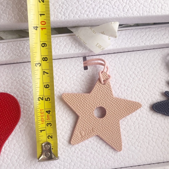DIOR leather charms - Picture 7 of 8
